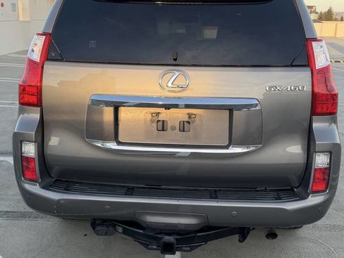 Used 2013 Lexus GX 460 Premium image 4