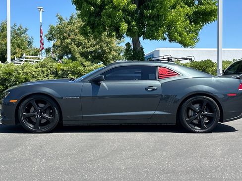 Used 2015 Chevrolet Camaro SS w/ Rear Vision Package RWD image 7