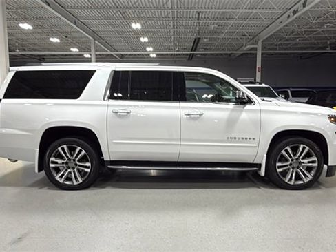 Certified 2018 Chevrolet Suburban Premier image 3