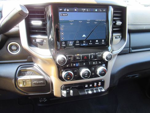 Used 2024 RAM 2500 Laramie w/ Safety Group AWD/4WD image 25