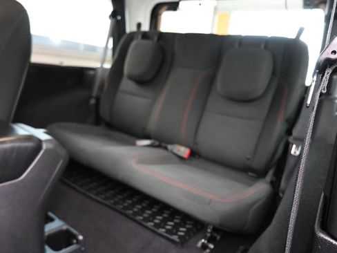 Used 2021 Jeep Wrangler Rubicon image 30