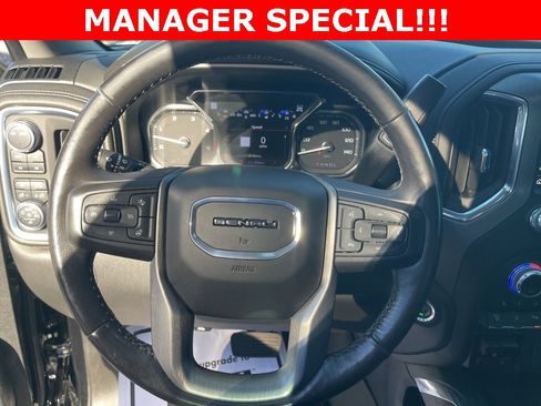 Certified 2022 GMC Sierra 2500 Denali w/ Denali Black Diamond Edition image 34