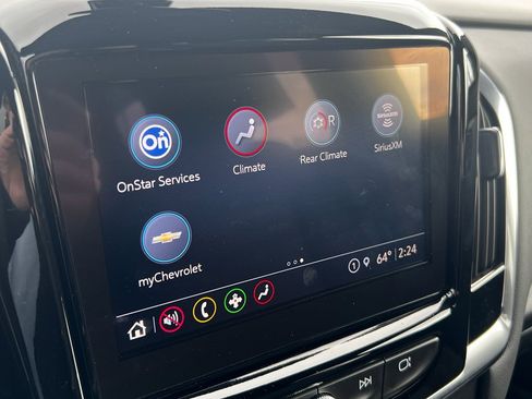 Used 2023 Chevrolet Traverse LT image 29