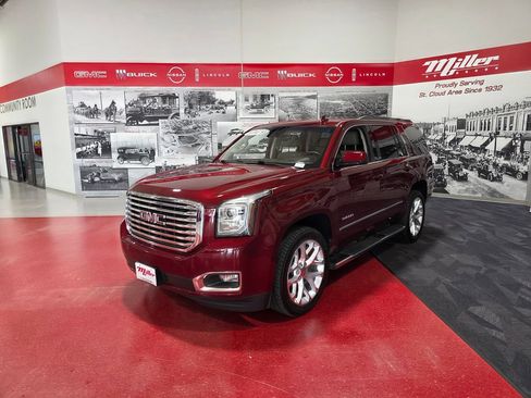 Used 2018 GMC Yukon SLT w/ Premium Edition AWD/4WD image 8