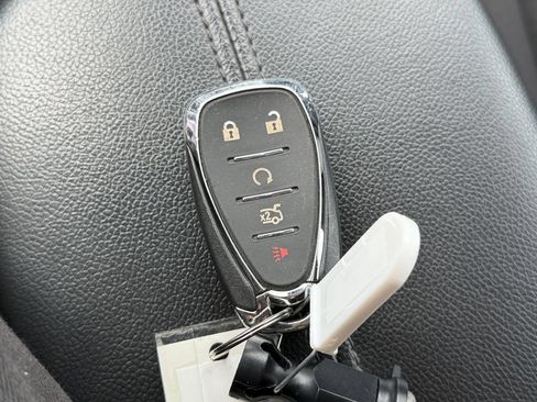 Used 2024 Chevrolet Malibu LT FWD image 42