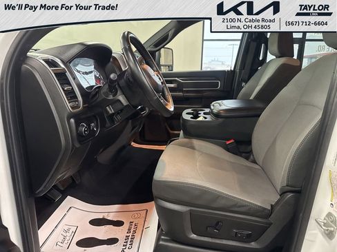 Used 2024 RAM 3500 Big Horn image 9
