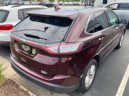 Used 2017 Ford Edge SEL w/ Equipment Group 201A AWD/4WD image 4
