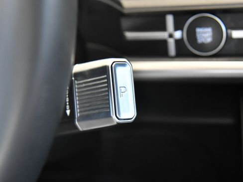 Used 2024 Hyundai Santa Fe SEL image 33