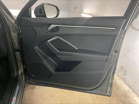 Certified 2023 Audi Q3 2.0T Premium w/ Black Optic Sport Package image 26