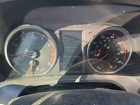 Used 2017 Toyota RAV4 SE image 8