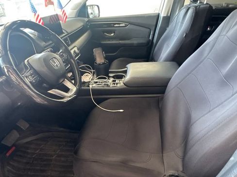 Used 2025 Honda Pilot EX-L image 7