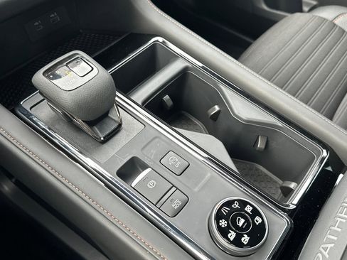 New 2025 Nissan Pathfinder Rock Creek image 22