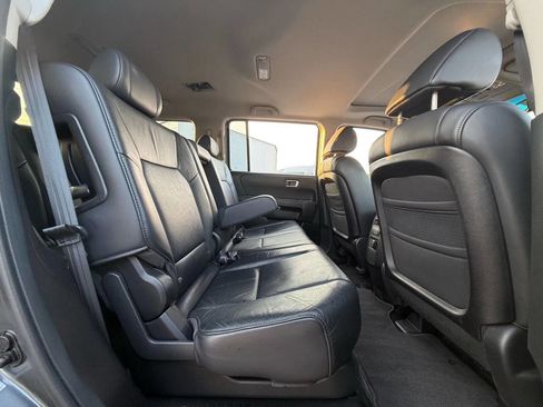 Used 2010 Honda Pilot EX-L image 11