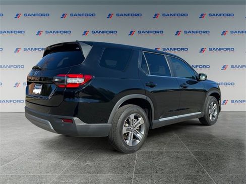 Used 2023 Honda Pilot EX-L image 5