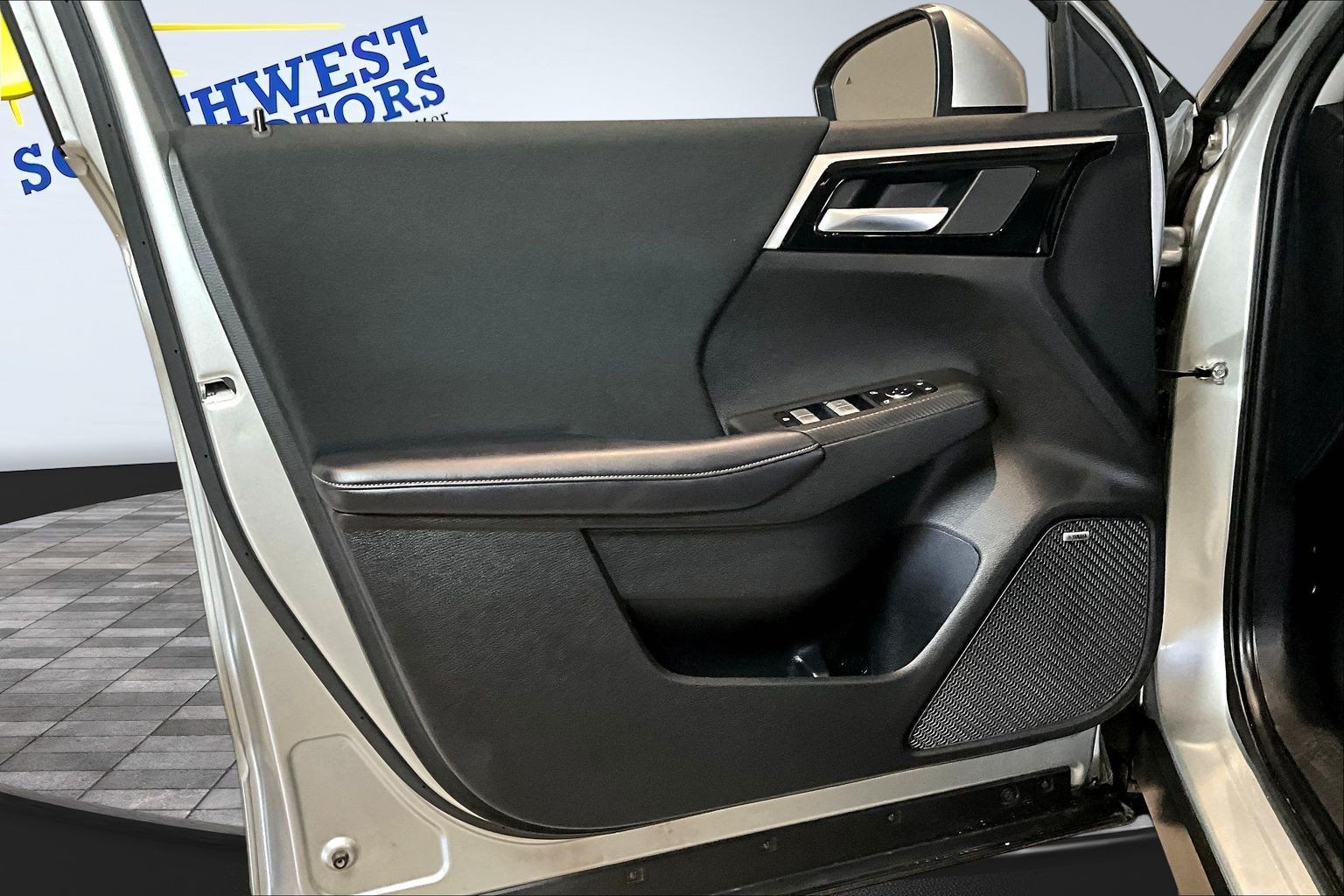 Used 2025 Mitsubishi Outlander ES AWD/4WD image 19