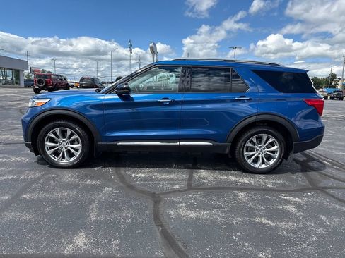 Used 2023 Ford Explorer Limited w/ Class IV Trailer Tow Package AWD/4WD image 6