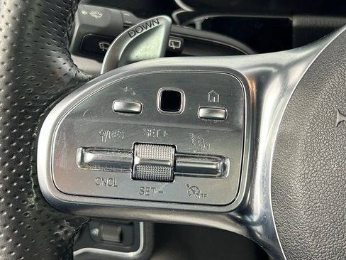 Used 2021 Mercedes-Benz GLA 35 AMG 4MATIC w/ Premium Package image 27