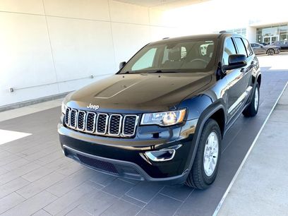 Used 2018 Jeep Grand Cherokee Laredo