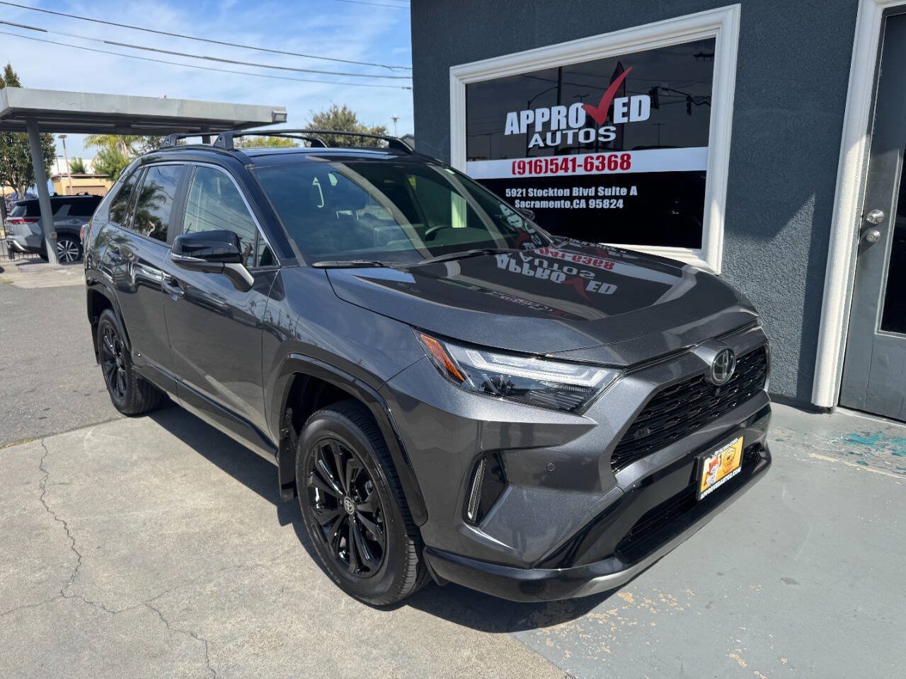 Used 2025 Toyota RAV4 XSE w/ Advanced Technology Package AWD/4WD image 1