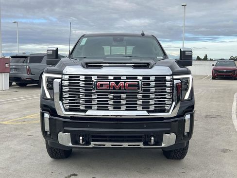 New 2026 GMC Sierra 3500 Denali AWD/4WD image 8