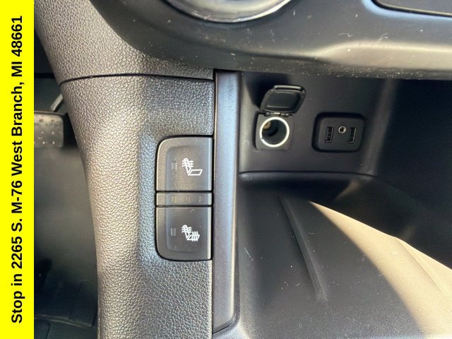 Used 2017 GMC Acadia SLT AWD/4WD image 47