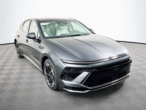 New 2026 Hyundai Sonata SEL FWD image 3