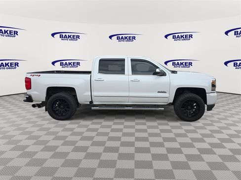 Certified 2018 Chevrolet Silverado 1500 High Country image 4
