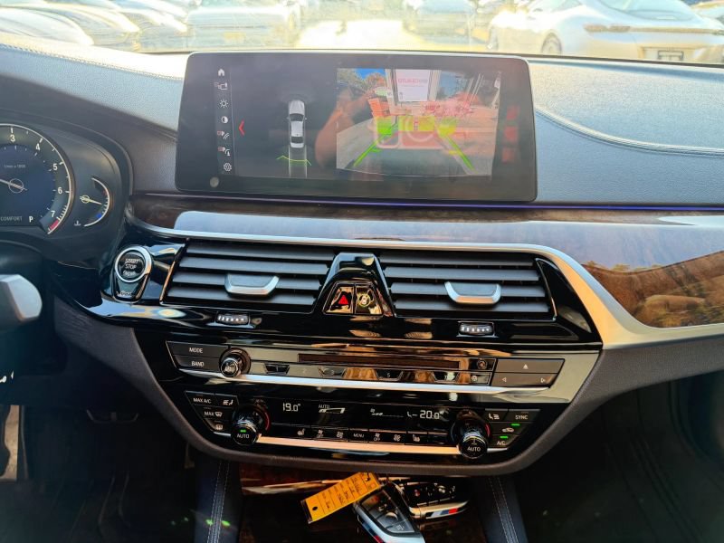 Used 2018 BMW M550i xDrive AWD/4WD image 24