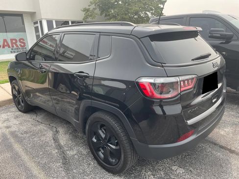 Certified 2021 Jeep Compass Latitude w/ Sun and Sound Group AWD/4WD image 6