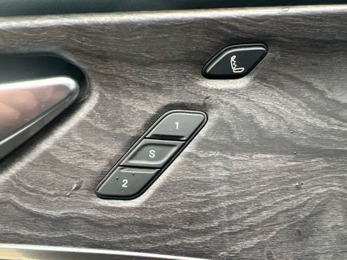 Certified 2021 Jeep Grand Cherokee L Overland w/ Luxury Tech Group IV AWD/4WD image 22