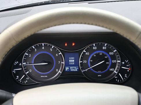 Used 2013 INFINITI QX56 4WD w/ Theater Pkg image 9