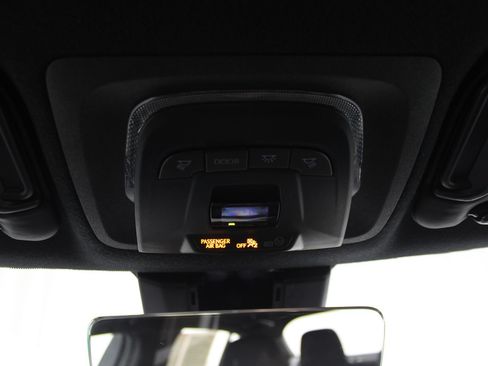 Used 2024 Toyota Corolla SE FWD image 32