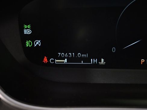 Used 2019 Lincoln Nautilus Select image 26