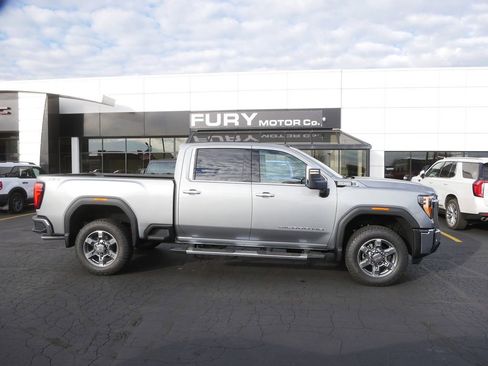 New 2026 GMC Sierra 2500 SLT w/ SLT Premium Package image 1