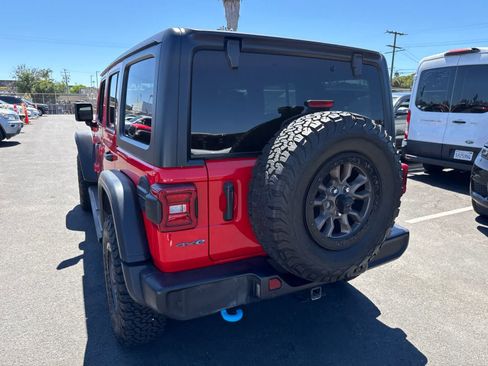 Used 2021 Jeep Wrangler Unlimited Rubicon 4xe w/ Cold Weather Group AWD/4WD image 18