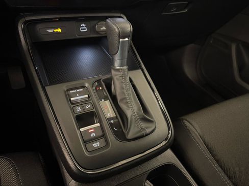Used 2025 Honda CR-V LX image 19