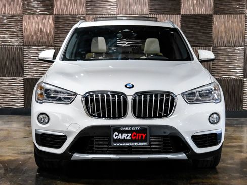 Used 2019 BMW X1 sDrive28i w/ Convenience Package FWD image 6