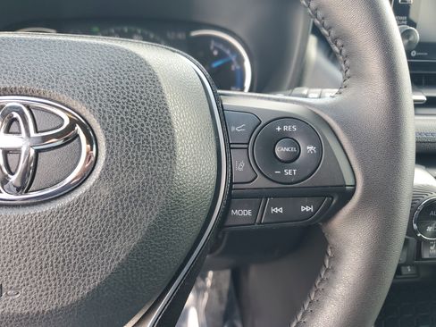 Used 2020 Toyota RAV4 XSE w/ XSE Grade Weather Package AWD/4WD image 23