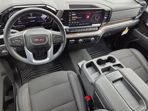 New 2026 GMC Sierra 1500 Elevation w/ X31 Off-Road Package AWD/4WD image 9