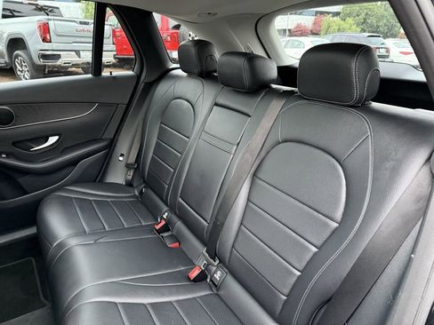 Used 2017 Mercedes-Benz GLC 300 4MATIC image 13