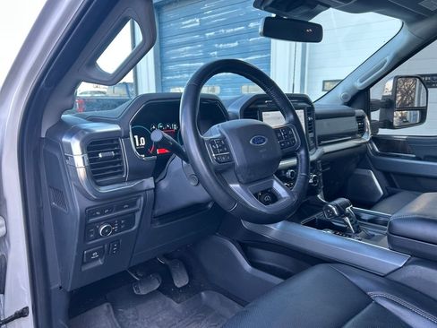 Used 2022 Ford F150 Lariat w/ Equipment Group 502A High image 13