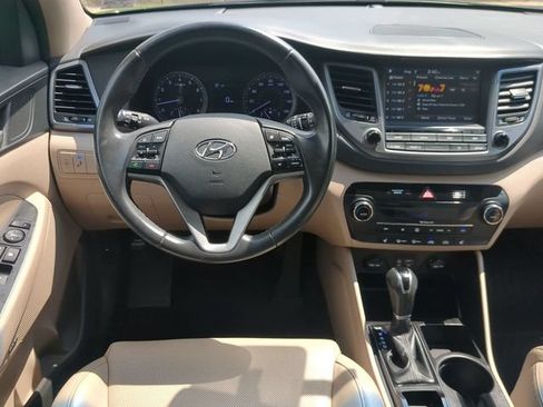 Used 2018 Hyundai Tucson SEL Plus AWD/4WD image 14