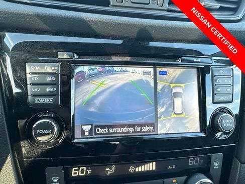 Certified 2017 Nissan Rogue SL AWD/4WD image 21