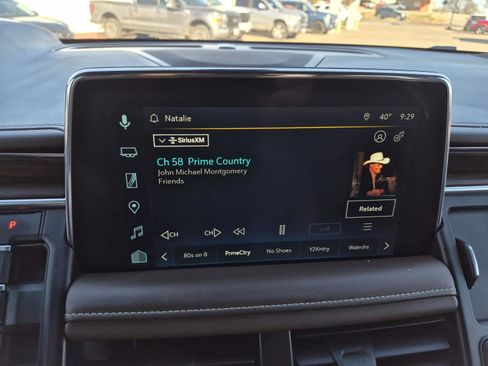 Used 2022 Chevrolet Suburban High Country image 33