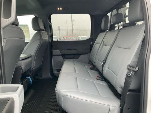 New 2025 Ford F450 XL w/ XL Chrome Package image 14