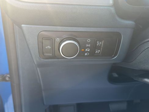 Used 2025 Ford Maverick XL w/ Equipment Group 102A AWD/4WD image 21