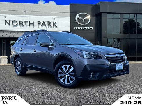 Used 2021 Subaru Outback Premium image 1