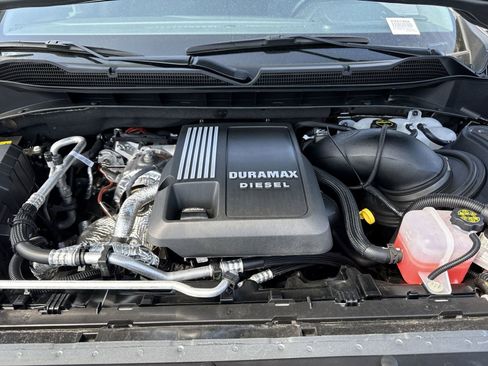 Used 2025 Chevrolet Silverado 1500 LT Trail Boss w/ LT Trail Boss Premium Package image 32