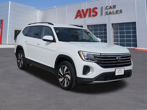 Used 2025 Volkswagen Atlas SE image 9