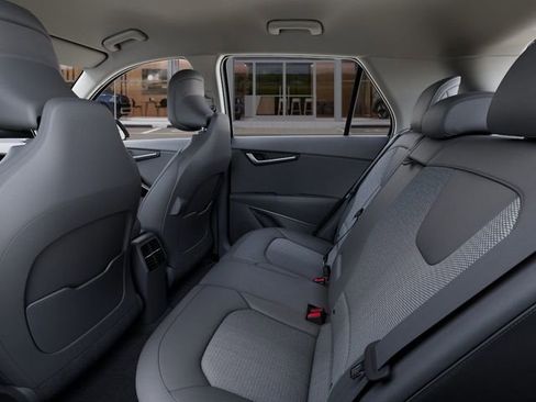 New 2026 Kia Niro Wind FWD image 18